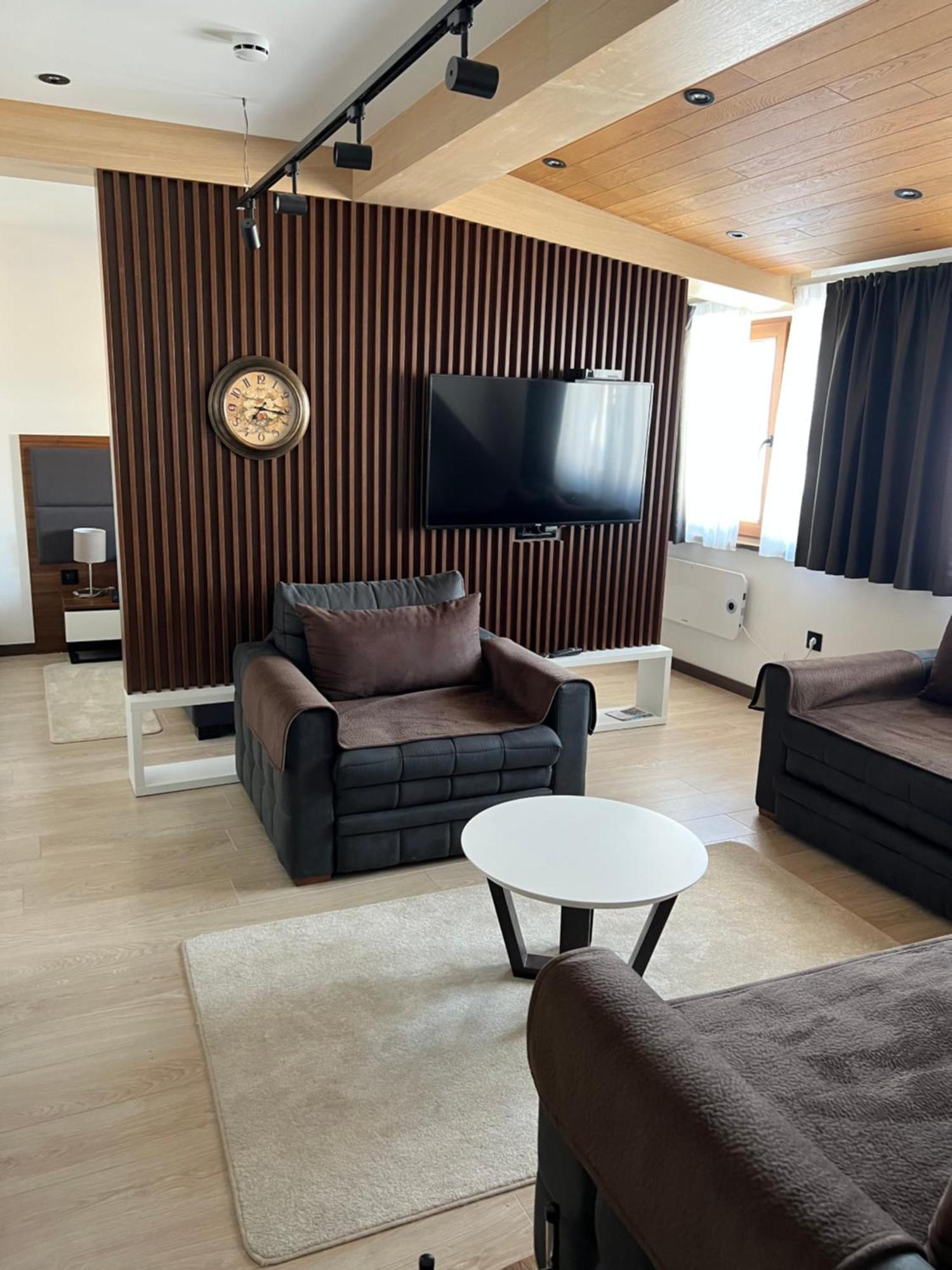 Family Apartmans Harry- Apartmans Of The Apart Hotel & Spa Zoned, Kopaonik - Special Benefit, Children Up To 13 Years Of Age Accompanied By Two Adults Stay For Free-Parking-Breakfast-Pool&Spa Zewnętrze zdjęcie