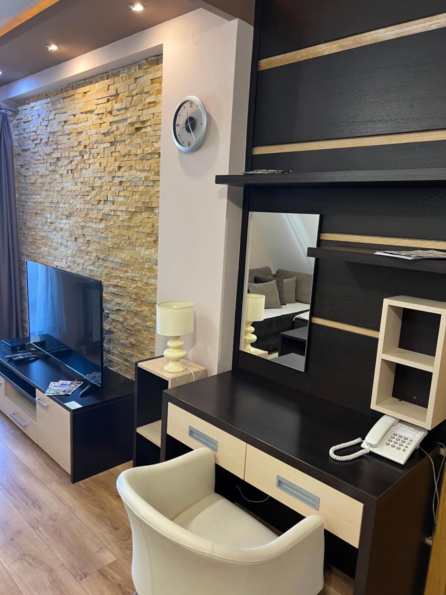 Family Apartmans Harry- Apartmans Of The Apart Hotel & Spa Zoned, Kopaonik - Special Benefit, Children Up To 13 Years Of Age Accompanied By Two Adults Stay For Free-Parking-Breakfast-Pool&Spa Zewnętrze zdjęcie